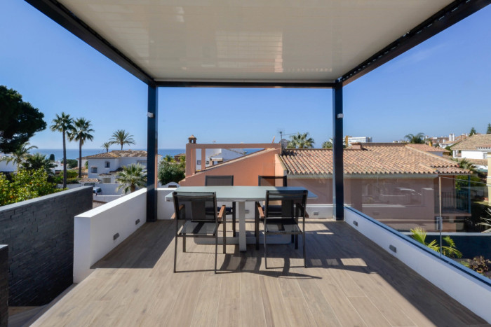 Qlistings Renovated Village House With A Terrace And Sold Fully Furnished image 2